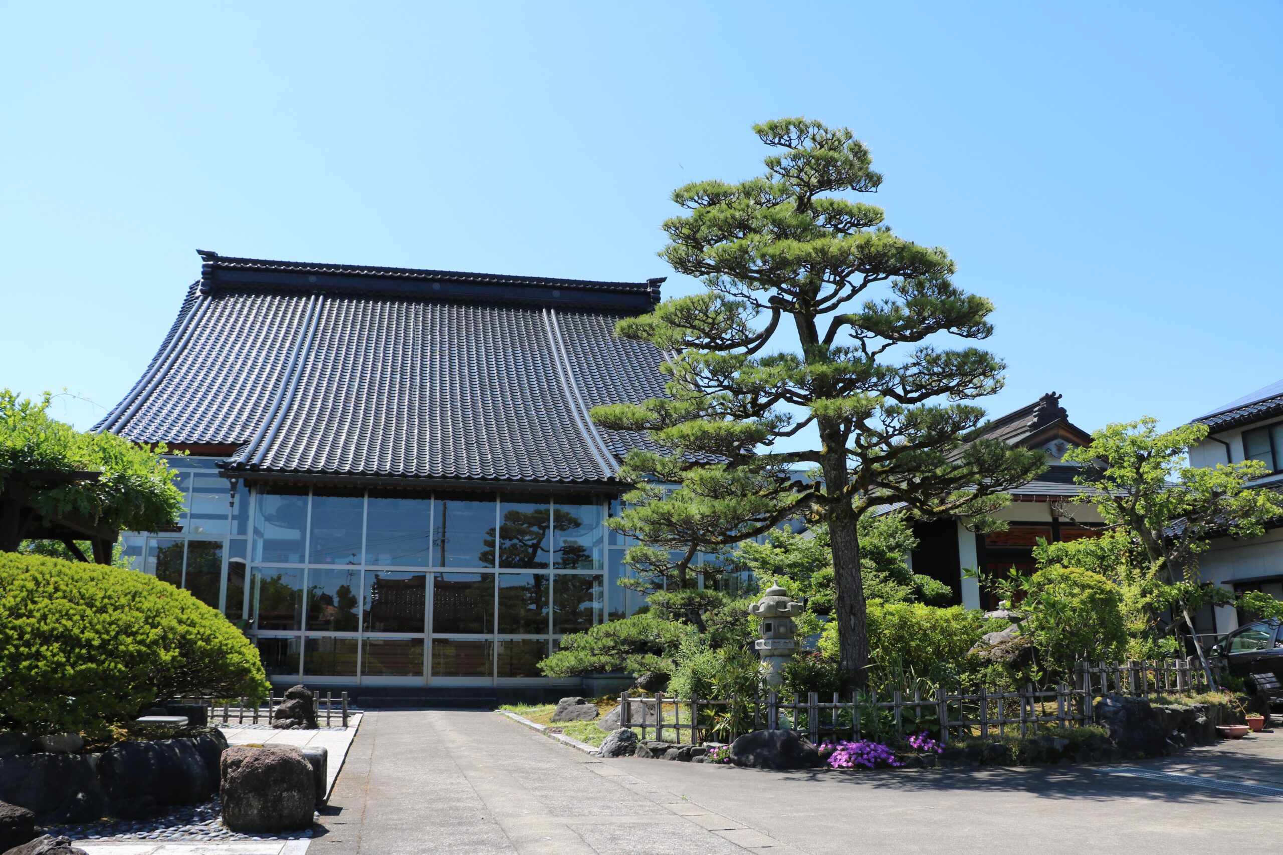 #ふらっと寺ヨガ。次回8月8日(土)・８月22日(土)